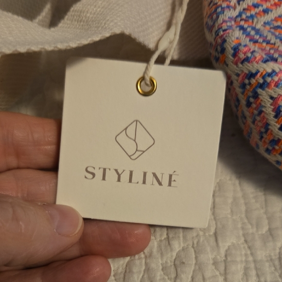 Geometric Patterned Women's Backpack - Picture 2 of 4